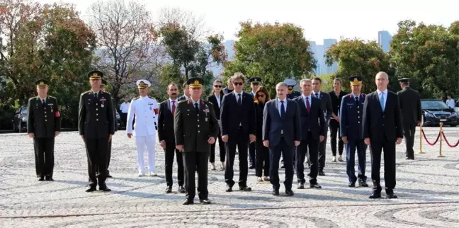4'üncü Cumhurbaşkanı Cemal Gürsel, kabri başında anıldı