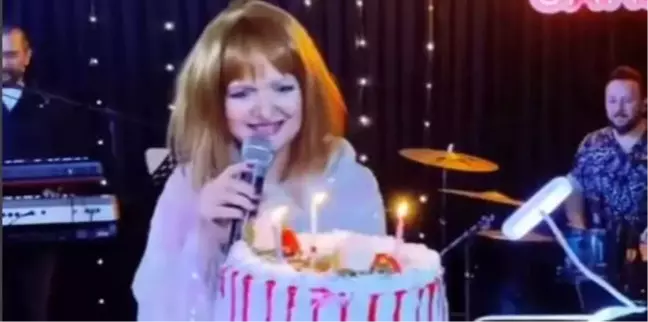 Gülden Karaböcek... '3 YAŞINA GİRMİŞİM!'