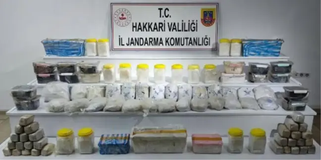 Hakkari'de arazide 97 kilo uyuşturucu ele geçirildi