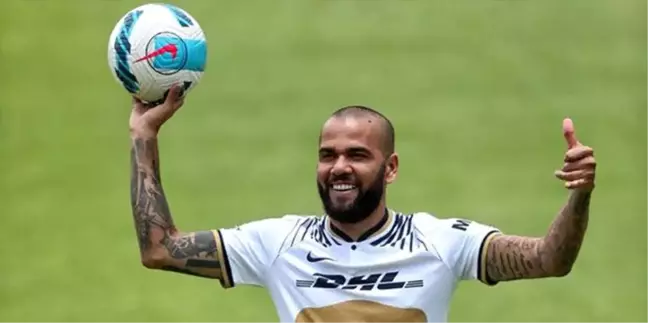 Dani Alves... CİNSEL SALDIRI SUÇUNDAN TUTUKLANDI!