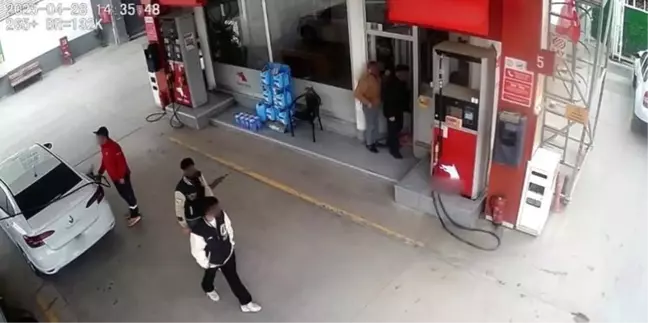 Bilecik'te Nitelikli Dolandırıcılık Operasyonu: İki Şahıs Suçüstü Yakalandı