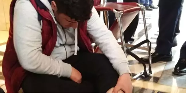Başbakan Korumalarının 15 Temmuz Gazisini Darbettiği