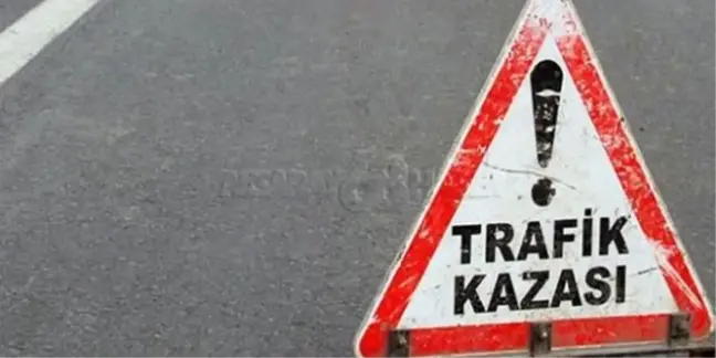 Taşova'da Trafik Kazası: 3 Yaralı