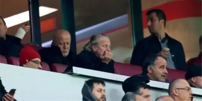Galatasaray'ın Efsanesine Büyük Ayıp!