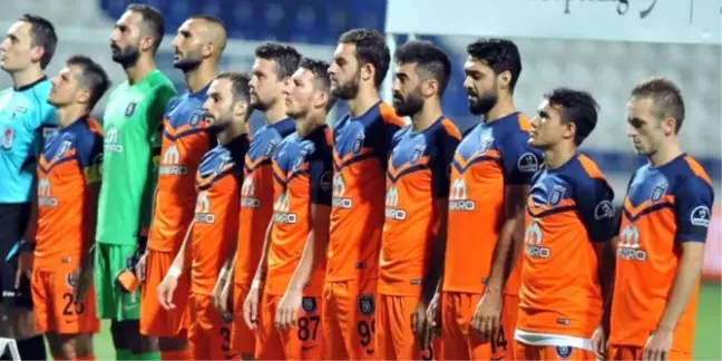 Başakşehir'de Yaşanan Olay Sonrası 2 Futbolcu Kadro Dışı