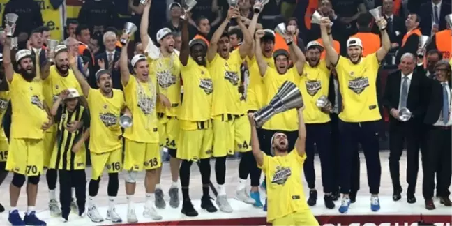 Fenerbahçe'de Kadro Değişiyor!