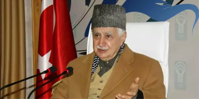 Necip Fazıl Kısakürek'i Anma Gecesi