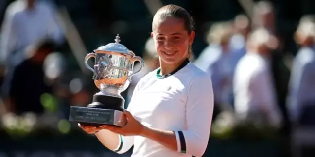 Roland Garros'ta Zafer Ostapenko'nun