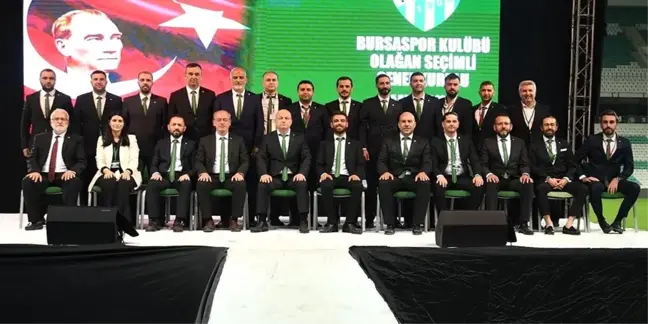Bursaspor Kulübü'nde yeni yönetimin görev dağılımı yapıldı