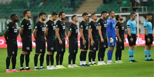 Bursaspor'da 3 maçta 22 oyuncu süre aldı