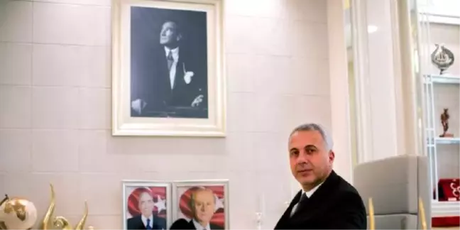 BÜYÜK ATATÜRK'Ü SAYGIYLA VE SEVGİYLE ANIYORUM