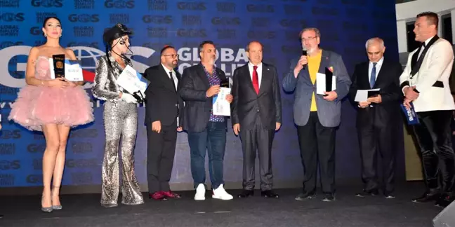 KKTC CUMHURBAŞKANI'NDAN MAGAZİNKOLİK VE ALSANA HABER'E BÜYÜK ÖDÜL…