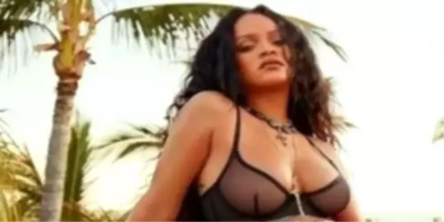 Rihanna... 'SEKSİLİĞİ YENİDEN TANIMLADIM!'