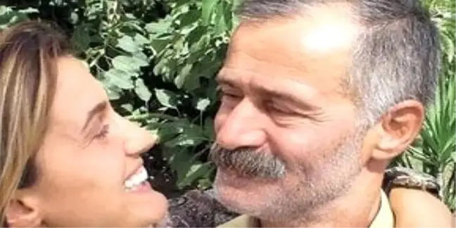 Tuğba Özay... BABASINI KAYBETTİ!