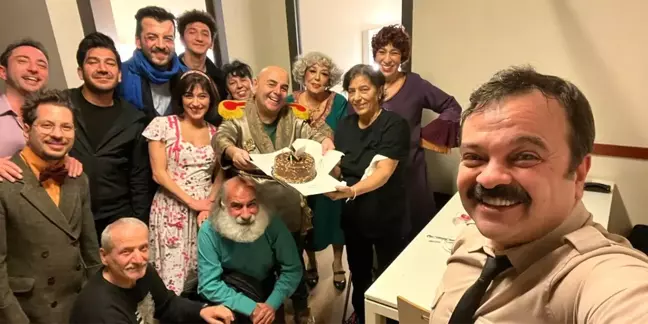 Nedim Saban... 56.DOĞUM GÜNÜNÜ SAHNEDE KUTLADI.