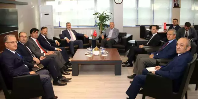 Konya Sanayi Odası, Milli Eğitim Bakan Yardımcısı Şamlıoğlu ve Sanayi ve Teknoloji Bakan Yardımcısı Dönmez'i ağırladı