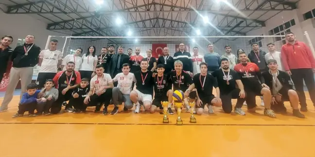 Cumhuriyet Kupası Voleybol Turnuvası Tamamlandı