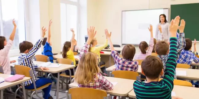 MEB 15 Bin Sözleşmeli Öğretmen Ataması için Sözlü Sınava Girecek Adayları Duyurdu