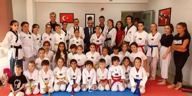 Başkan Ataç, tekvandocularla buluştu