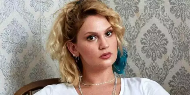 Farah Zeynep Abdullah, Netflix Türkiye yönetimini eleştirdi