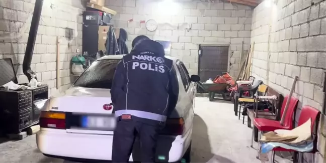 Bitlis'te Operasyonda Uyuşturucu ve Silah Ele Geçirildi