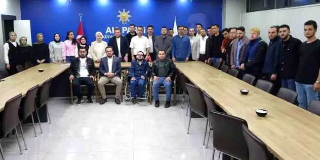 AK Parti Kütahya İl Gençlik Kolları Yeni Yönetimini Açıkladı