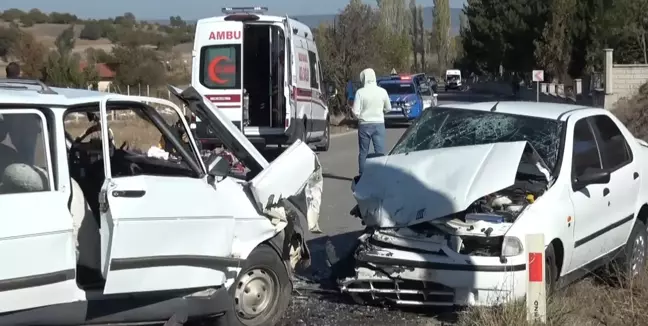 Tavşanlı'da Otomobil Kazası: 5 Yaralı