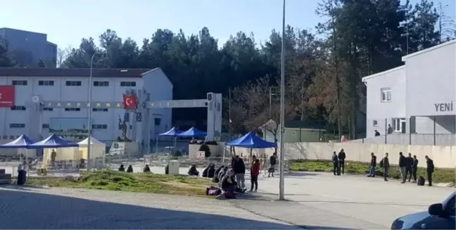 Bilecik'te acemi askerleri zabıta nizamiyeye teslim etti