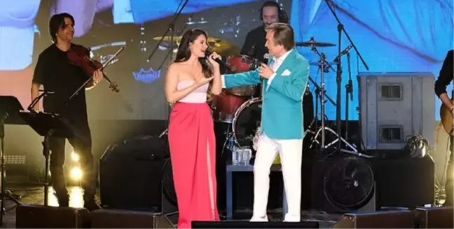 Erol Evgin ve Atiye'den unutulmaz konser