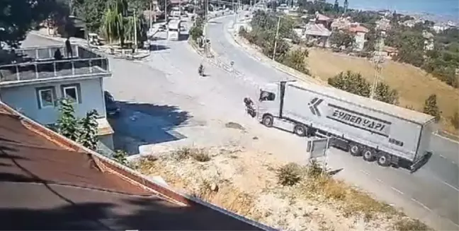 Çorum'da TIR ile motosiklet çarpıştı: Motosiklet sürücüsü ağır yaralandı