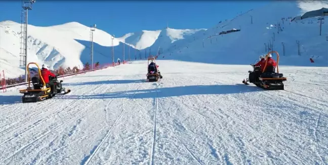Palandöken Kayak Merkezi'nde Yasaklı Bölgeye Giren 14 Kişiye Ceza