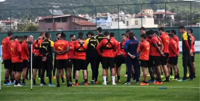 İlhan Palut: Rakibin önlem aldığı bir Göztepe görmek istiyorum