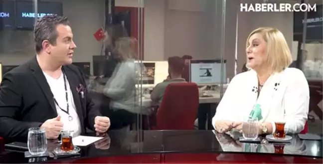Müşerref Akay, eski eşine şiddet gösterdiğini ve boşandığını açıkladı