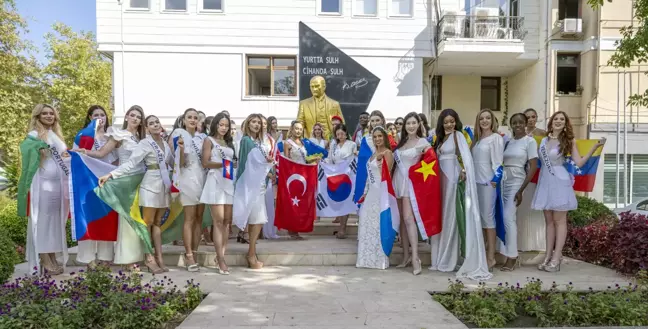 Miss Aura International Güzellik Yarışması Kemer'de Düzenlendi