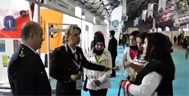Malatya İpekyolu Kariyer Fuarı'nda Polis Akademisi'ne Yoğun İlgi