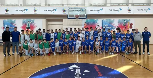 Yeşim Spor U-14 Basketbol Takımı Ankara'da dostluk maçı yaptı
