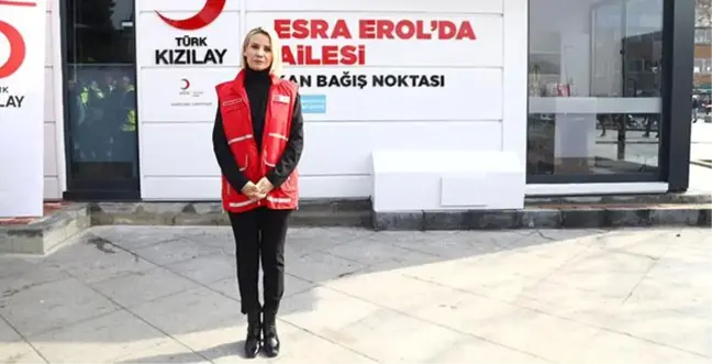 Esra Erol'da Ailesi... KAN BAĞIŞ NOKTASI İSTANBUL BEŞİKTAŞ'TA FAALİYETE BAŞLADI!