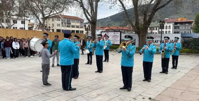 Minik Eymen Bando Takımını Başarıyla Yönetti