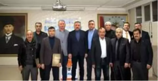AK Parti'den, eski ilçe başkanlarına teşekkür plaketi
