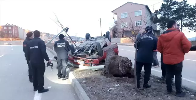 Sivas'ta Trafik Kazası: Sürücü Yaralandı