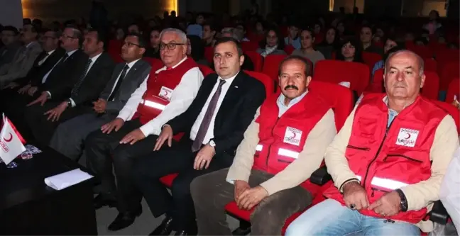 Alaşehir'de Kızılay Haftası kutlandı
