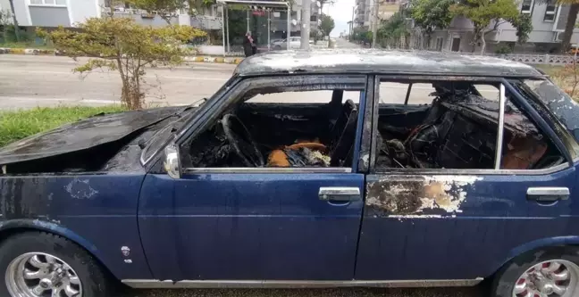 Bursa'da Seyir Halindeki Otomobil Alev Aldı