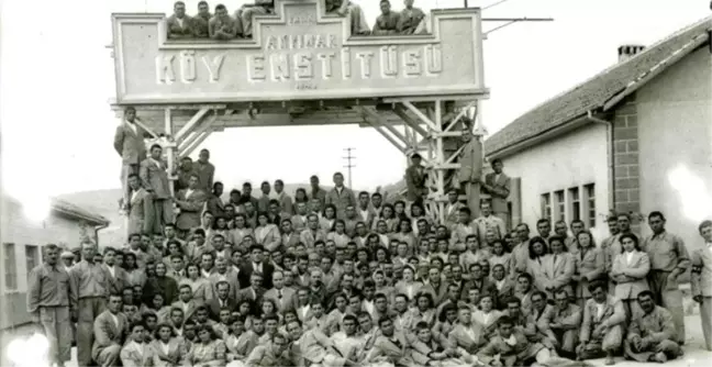 Köy Enstitüleri ne zaman açıldı? Köy Enstitülerin önemi nedir? Köy Enstitüleri kim kurdu? İşte Köy Enstitüleri mezunu olan isimlerden bazıları...