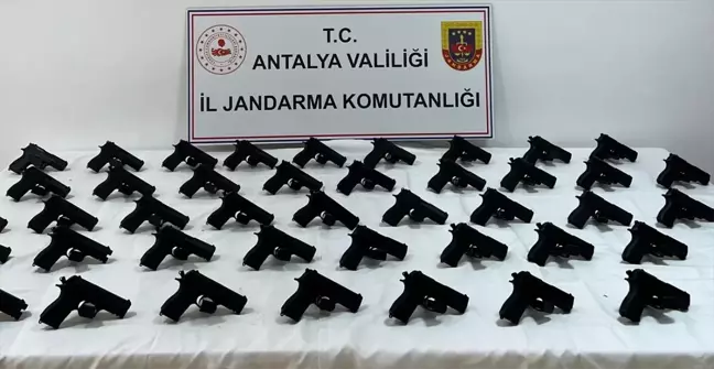 Antalya'da Silah Kaçakçılığı Operasyonunda 1 Kişi Tutuklandı