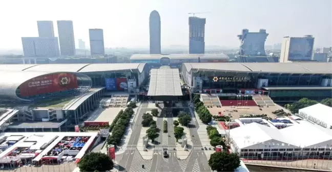 Çin İthalat ve İhracat Fuarı Guangzhou'da Başladı