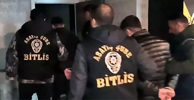 Bitlis'te Fuhuş Çetesi Çökertildi