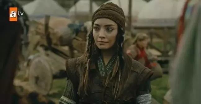 Targun Hatun öldü mü? Kuruluş Osman Targun Hatun kimdir, gerçek adı ne? Tuğçe Bayat kimdir, kaç yaşında? Tuğçe Bayat filmleri ve dizileri!