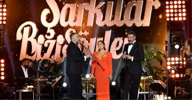 Kanal D davetinde şıklık yarışı yaşandı