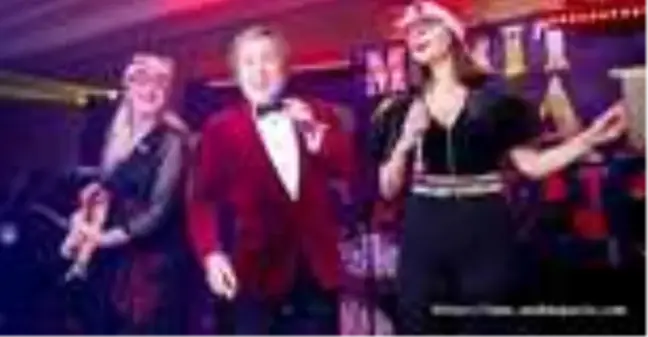Erol Evgin ve Noel Kızlar