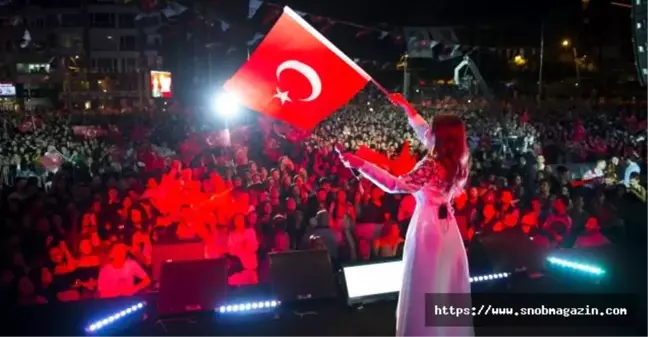 Burcu Güneş'e 120 Bin Kişilik Koro